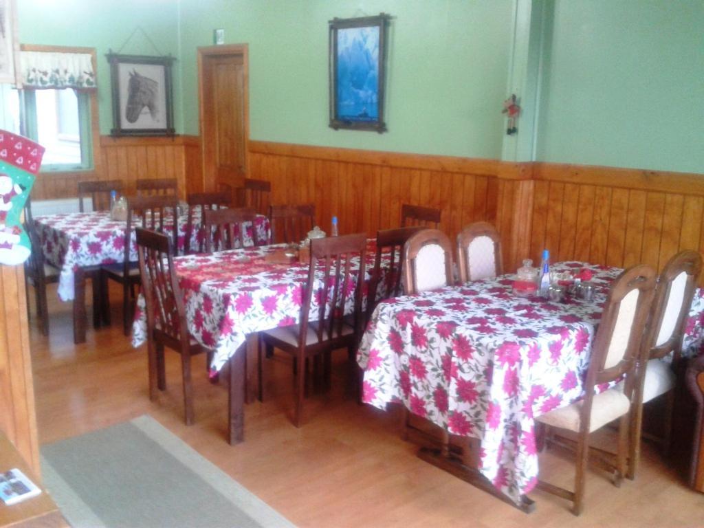 Hostal El Rincon Puerto Natales Esterno foto